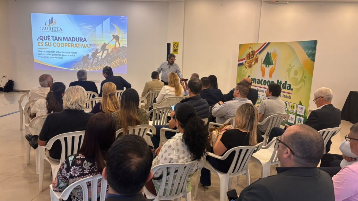 FENACOOP Ltda. y el IAEC promovieron la reflexión sobre el desarrollo y la madurez de las cooperativas